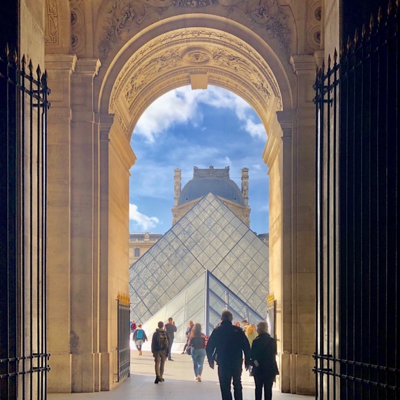 Meet your Posher, Cindi💖Brand New Authentic Sets - Picture 8 of 12